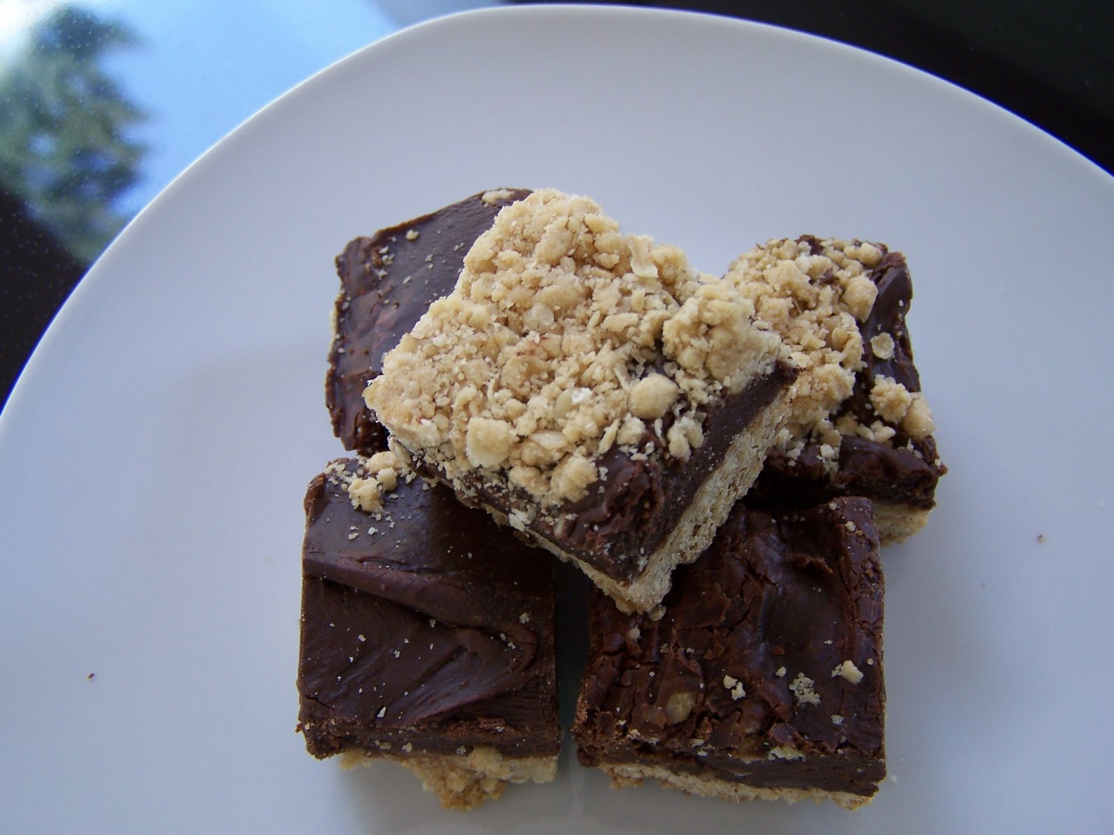 Mama Manifesto Sinful Copycat Starbucks Oatmeal Fudge Bars Mama Manifesto Sinful Copycat Starbucks Oatmeal Fudge Bars