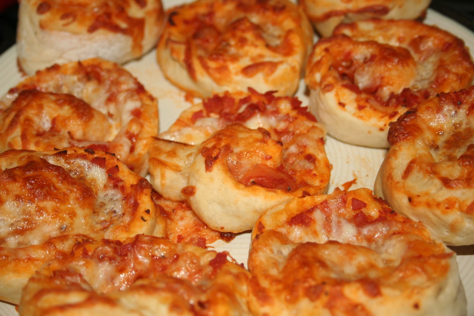 Mama's a Mess! Pizza Swirls