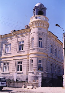 nuvvab.jpg