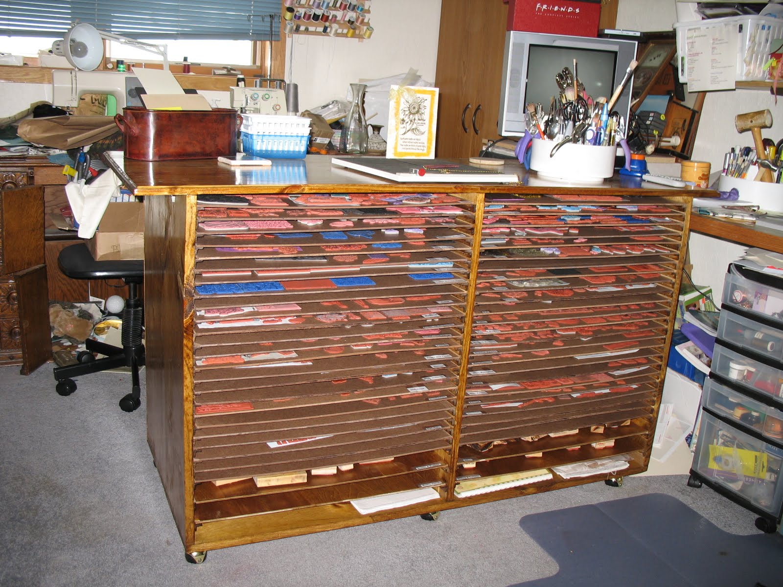 CRAFTY STORAGE Betty Unmounted Rubber Stamps Storage