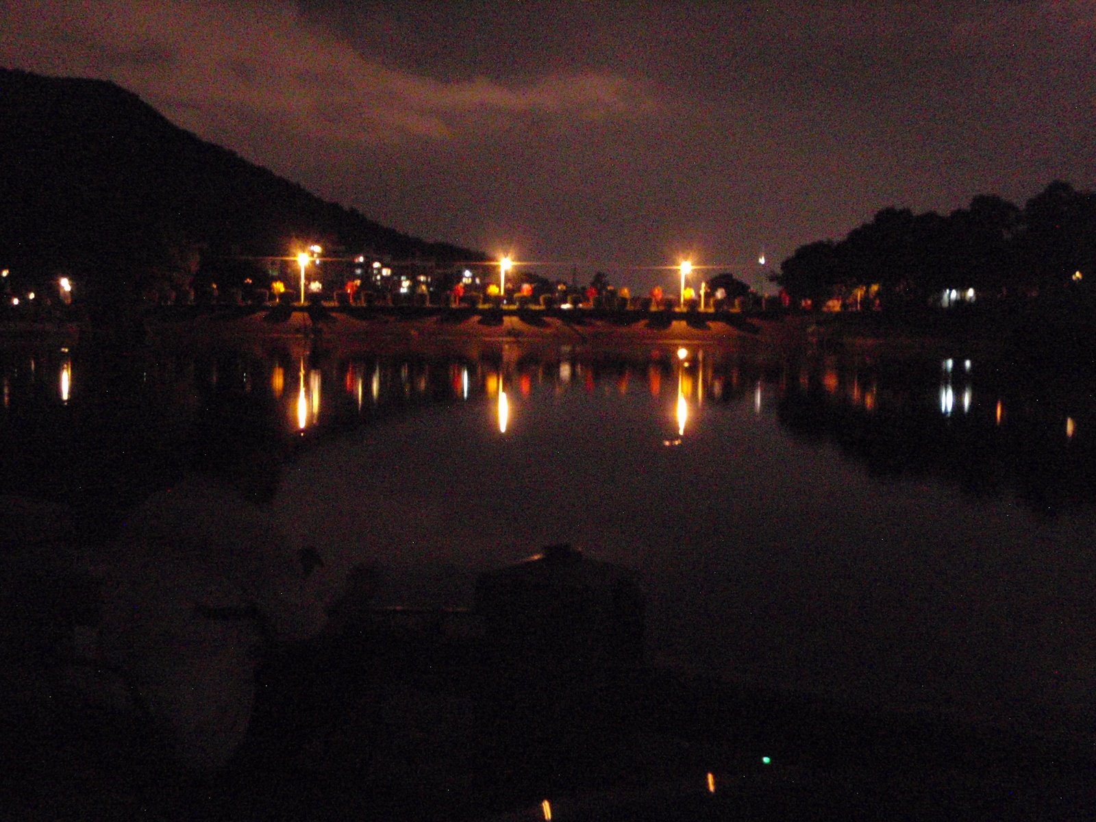 [Night+Lake+Wide.JPG]