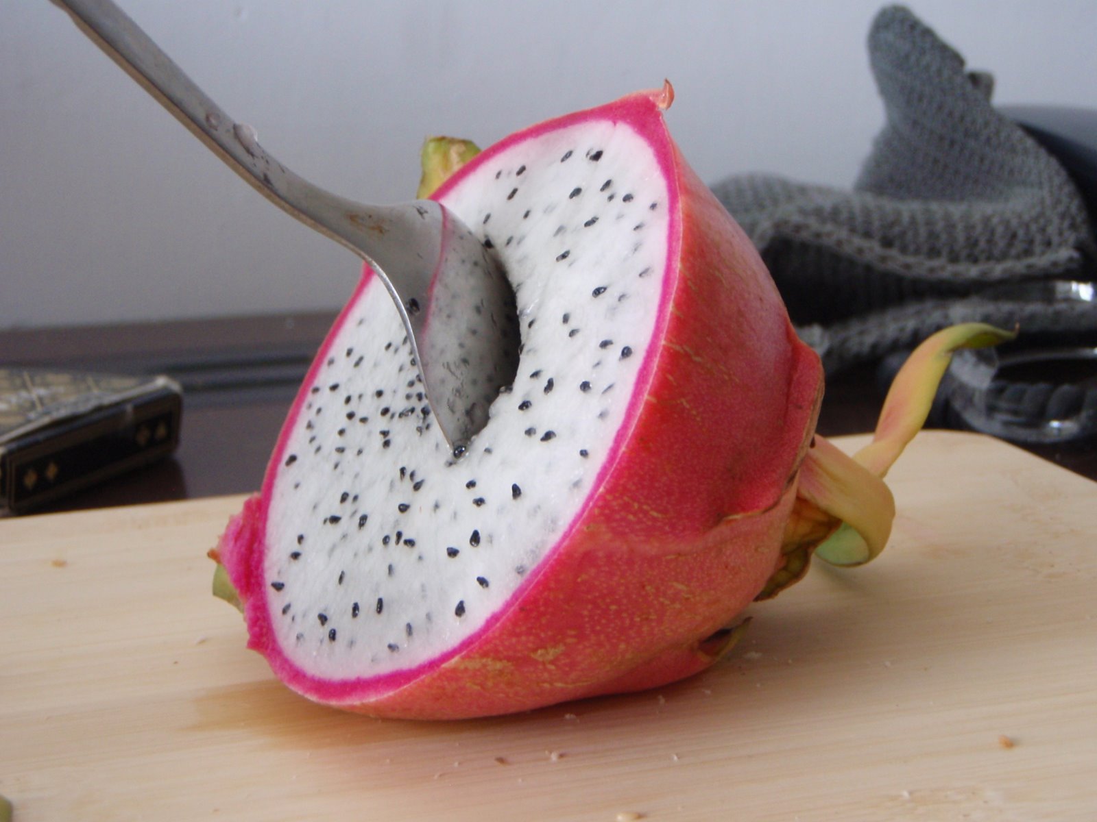 [dragon+fruit.JPG]