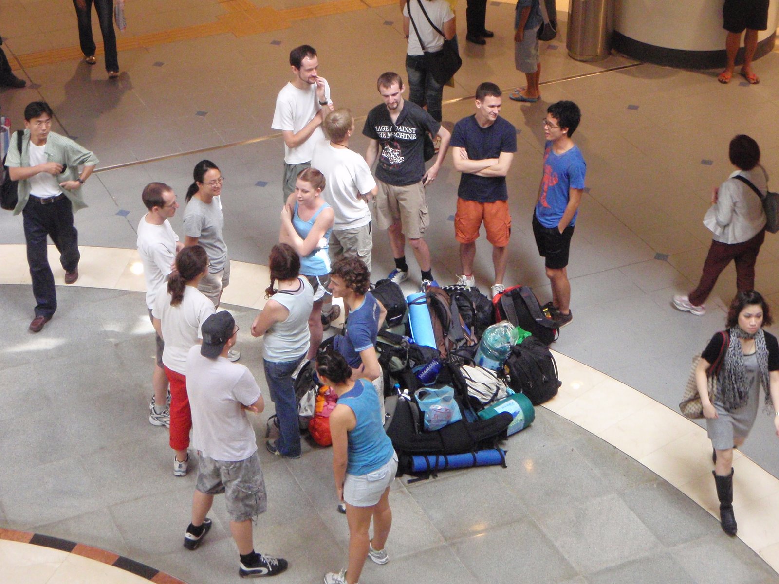 [HK+metor+close.JPG]