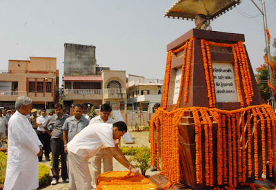 View Patna: Bihar CM Nitish Kumar pays tributes to Manju Sinha
