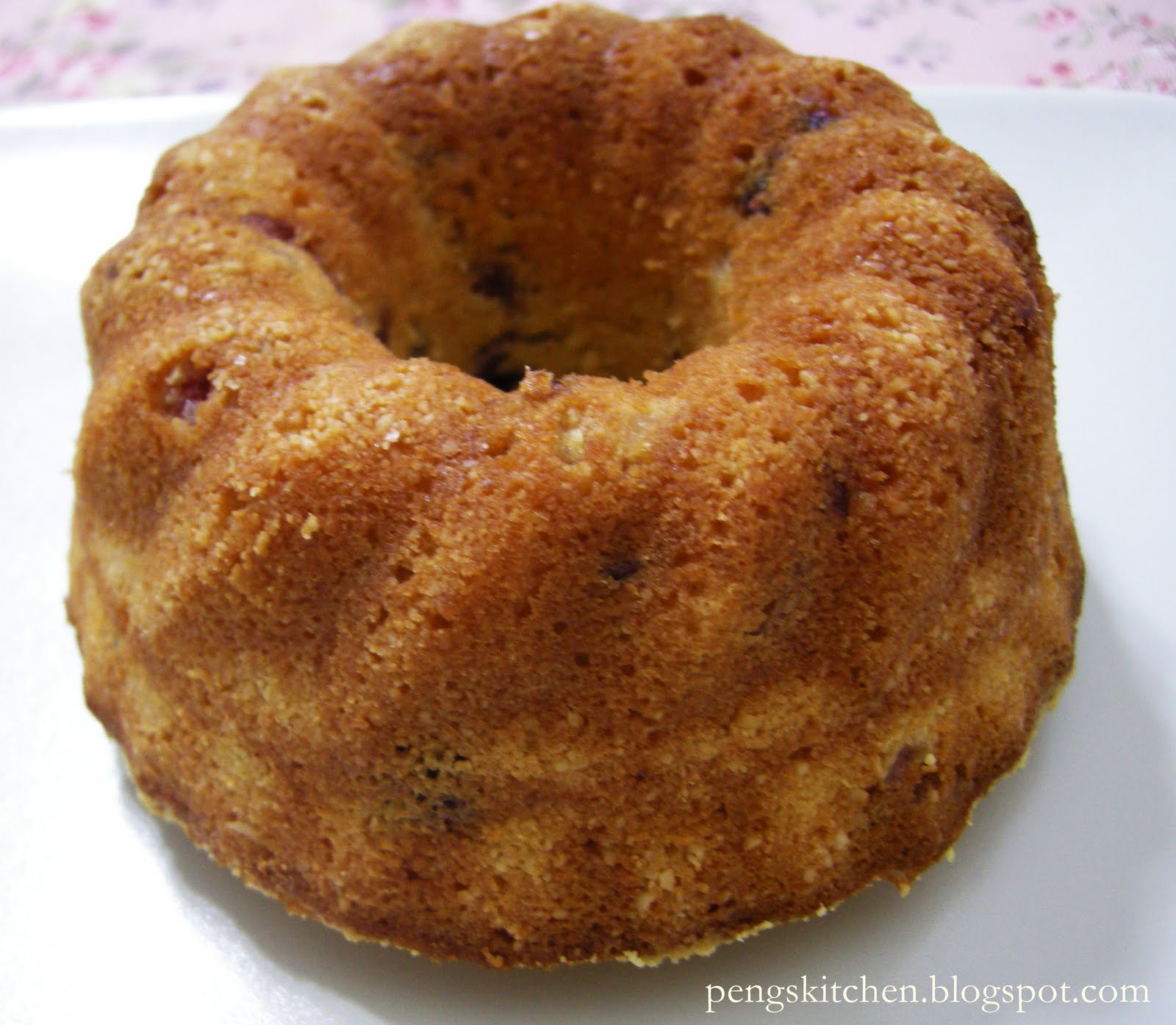 Peng's Kitchen: Cranberry Sugee Cake