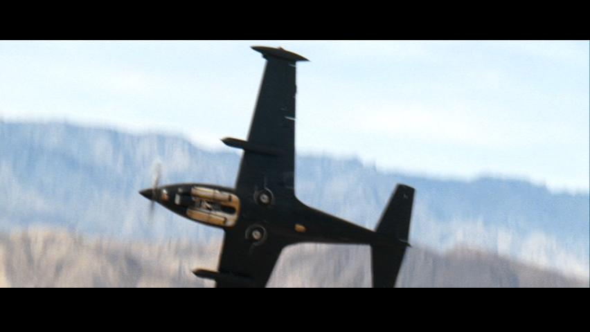 [QUANTUM_OF_SOLACE-6.jpg]