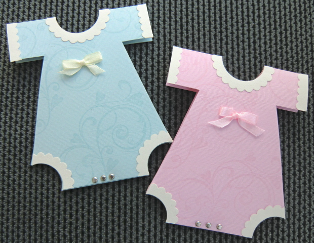 Frisbee's Stempel und Scrapecke: Baby-Body-Karte Frisbee's Stempel und Scrapecke: Baby-Body-Karte