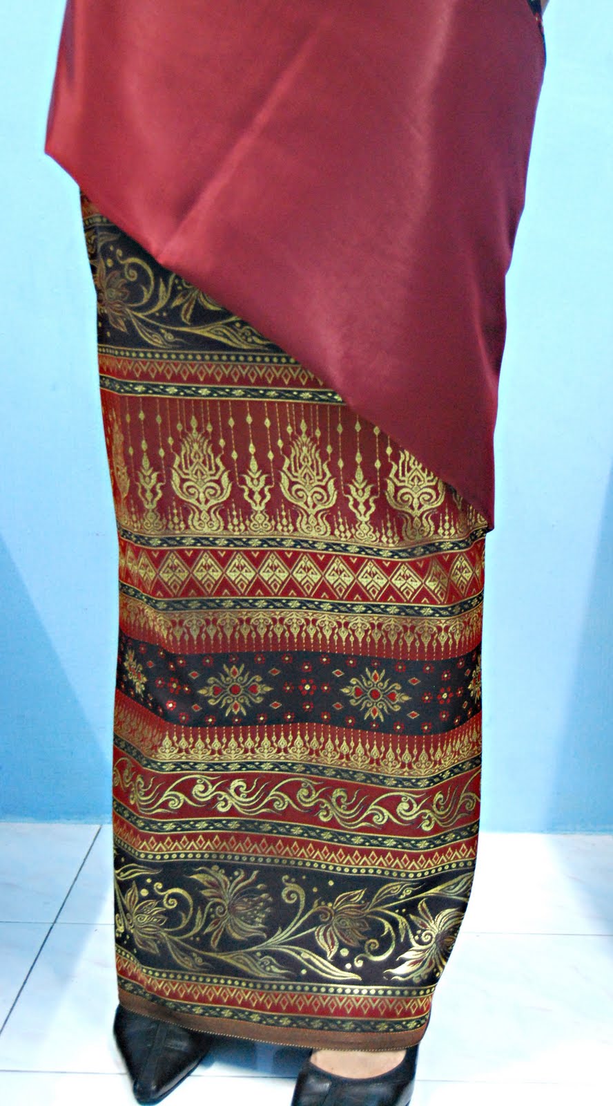 All About Clothes: Thai Silk + Songket