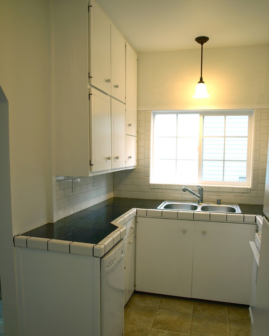 [christopher+ballerina+dishwasher+pudddle+jumper+059.jpg]