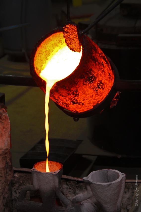 Public Art in Chicago: Metal Pour [at True Form Productions..]
