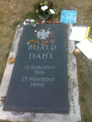 Grave of Roald Dahl
