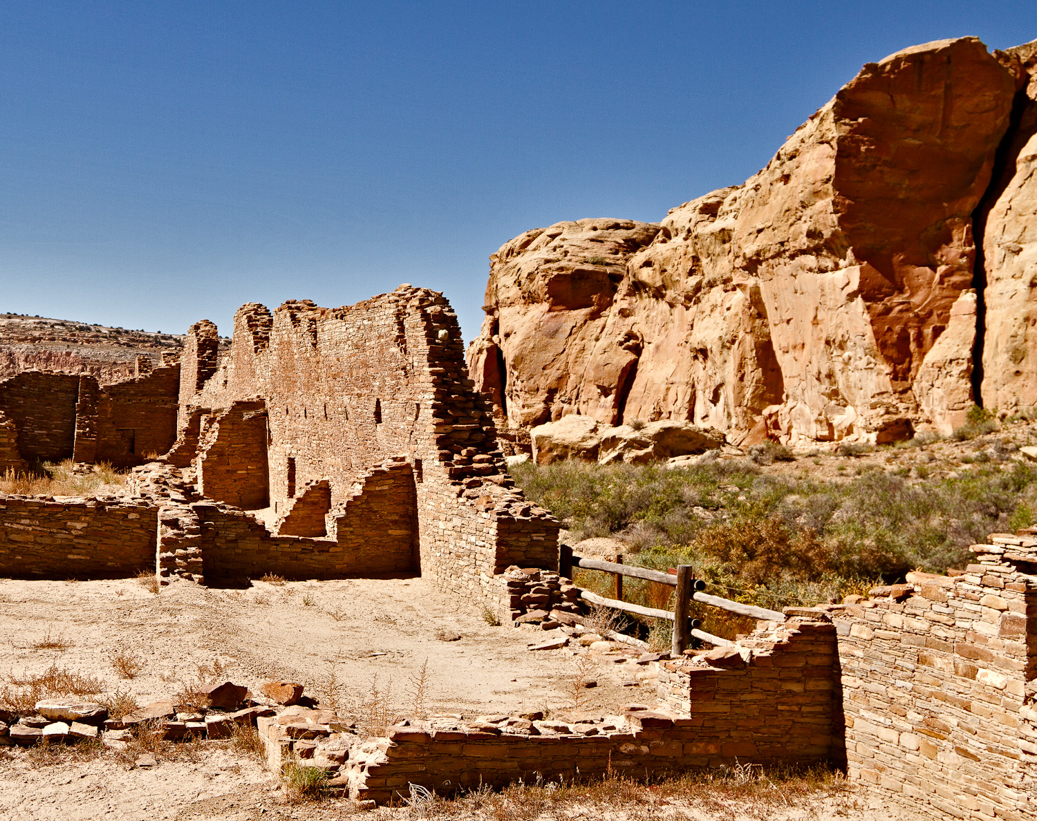 exploring chaco canyon