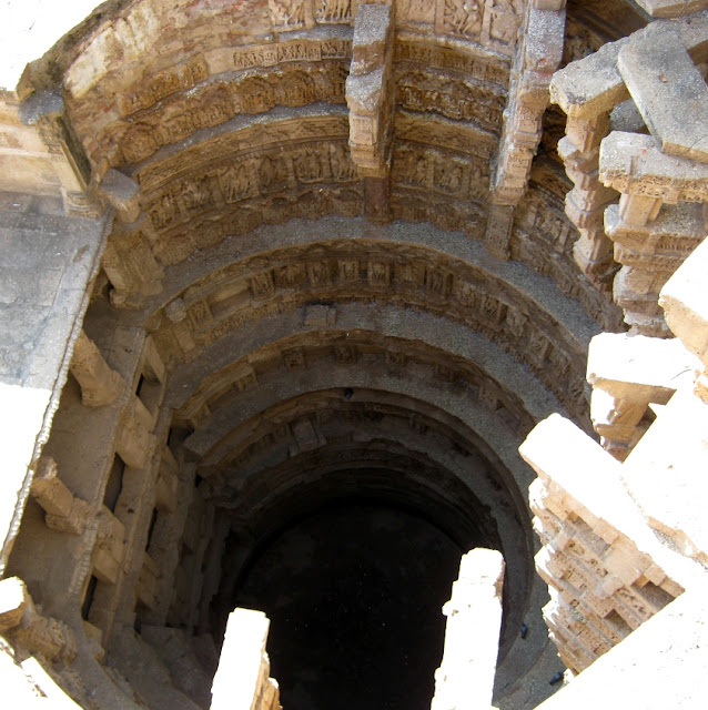 rani ki vav stepwell patan gujarat travel tourism 