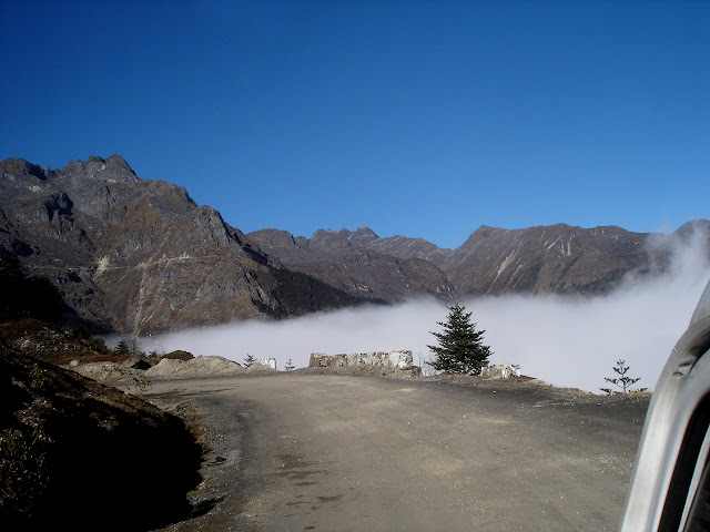 tawang arunanchal pradesh india lakes snow winters travel road-trip