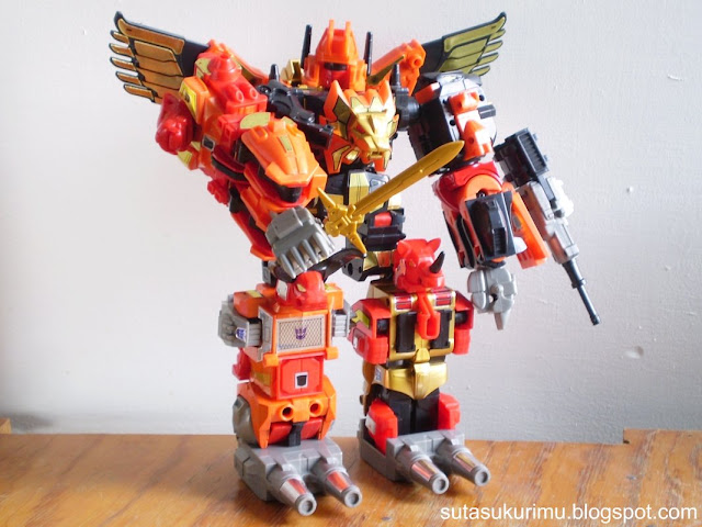 Suta, el blog: Predaking. Welcome to the Transformers 2010. Review
