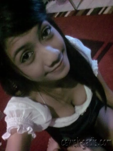 Gambar Bogel Sweet Kiera in da house   Melayu Boleh.Com