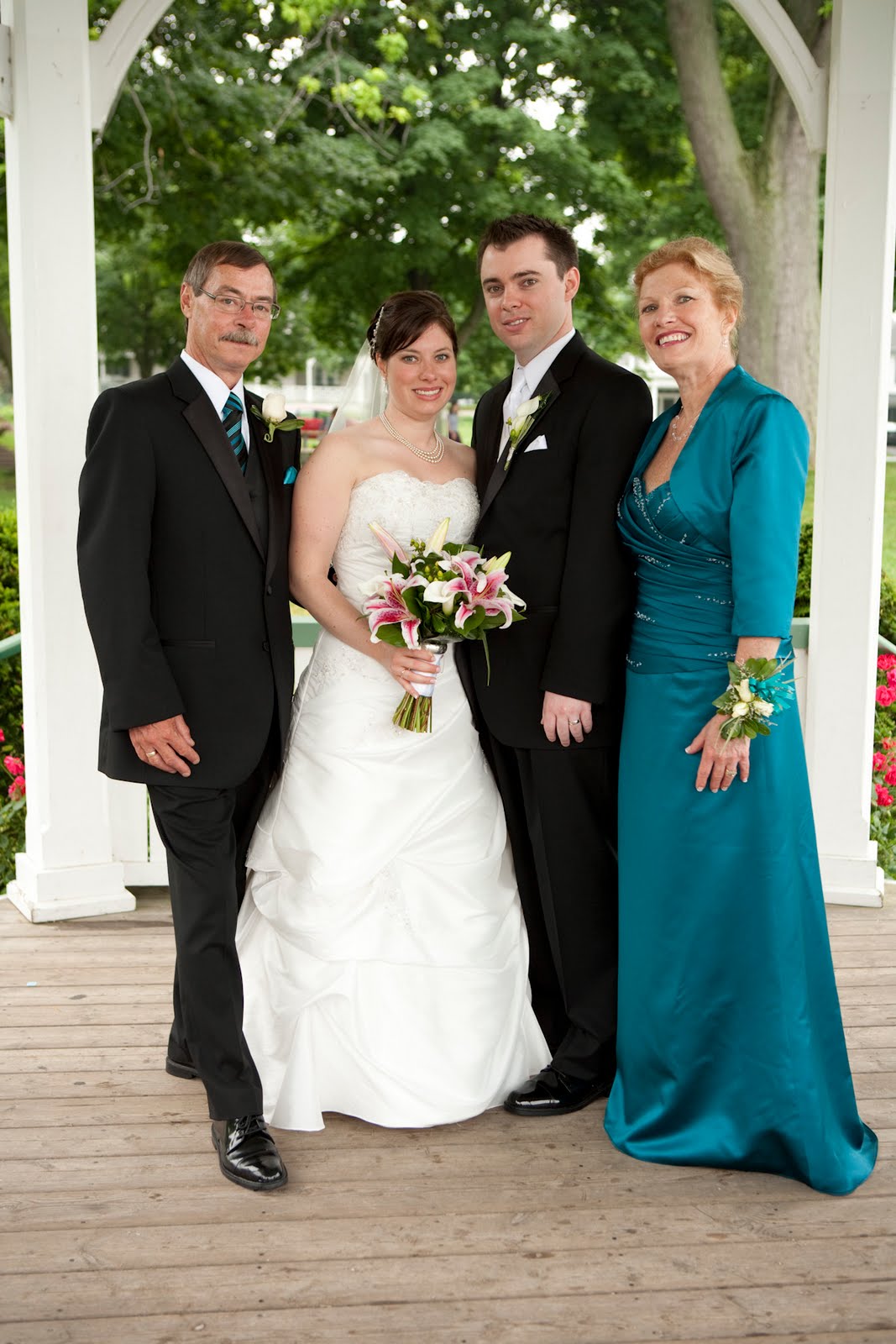 wed2b mother of the bride