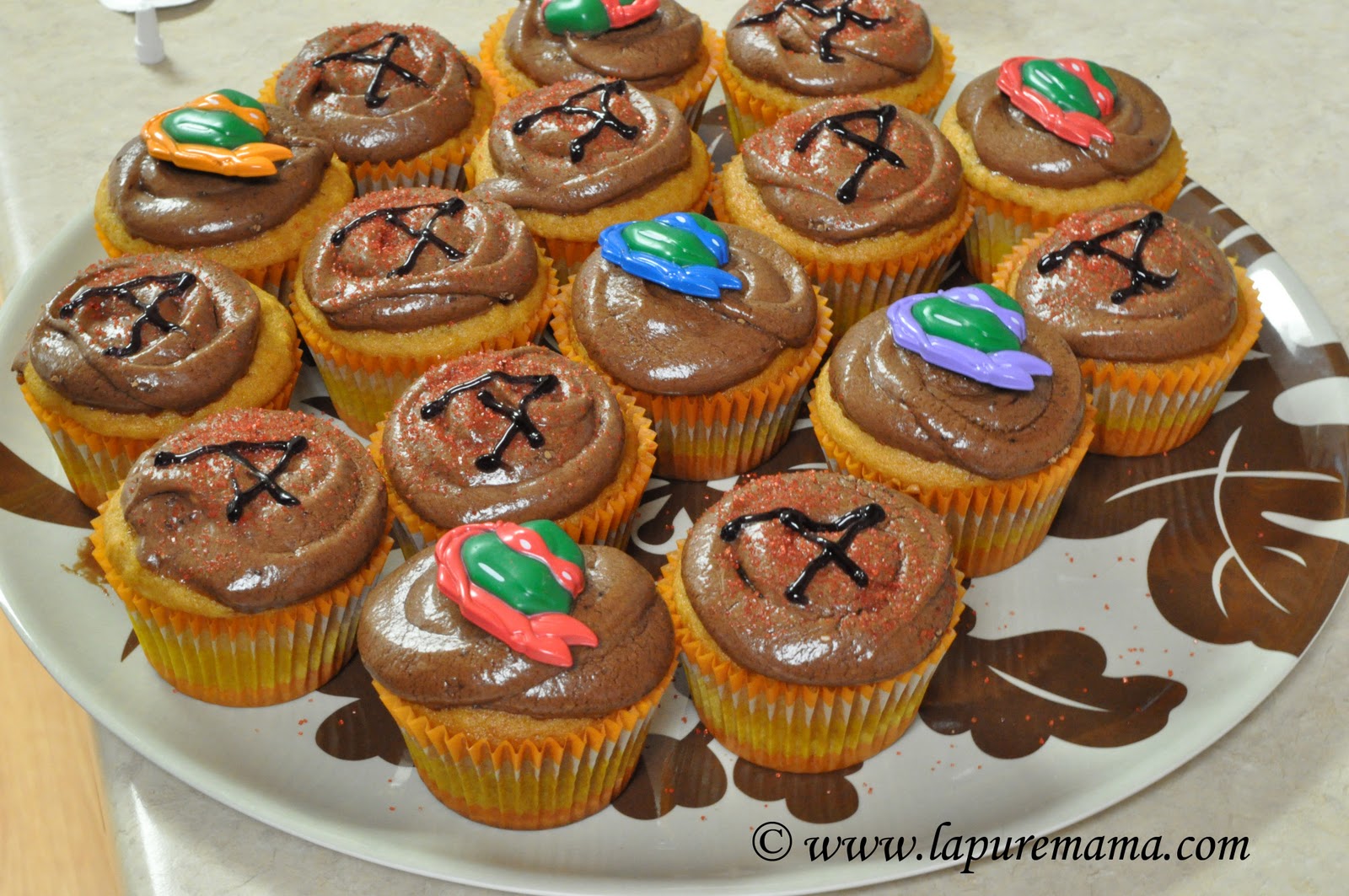 http://2.bp.blogspot.com/_zjcEYsqMKgM/TUc8vITl9WI/AAAAAAAADEM/3CZRnzV4BpM/s1600/perfect+cupcakes+copy.jpg