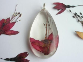 real flower necklace