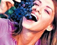 [kara+üzüm+yemek.jpg]