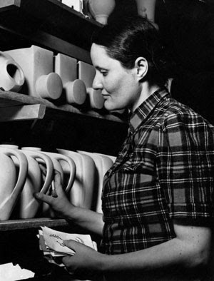 Eva Zeisel in 1940 with student work at Pratt