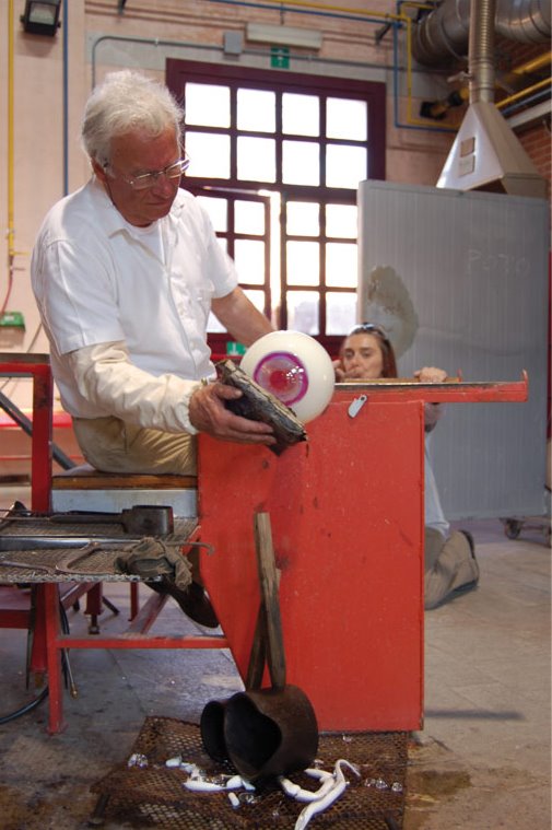 Making the custom glass eyeball lamps in Italy