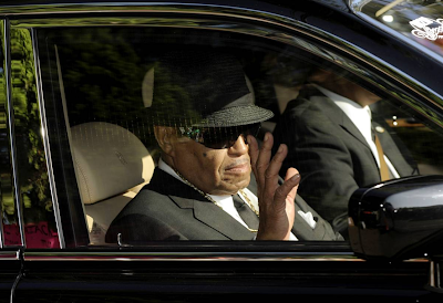 Joe Jackson in son Michael's funeral procession