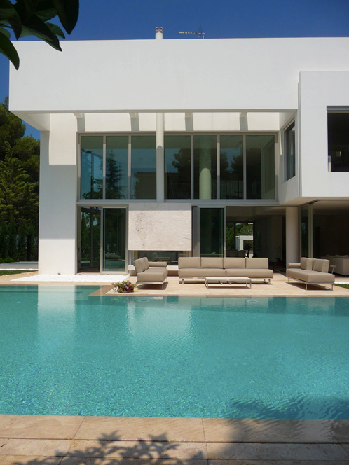 KLAB architects wide open villa