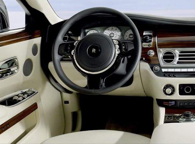 Rolls Royce Ghost interior