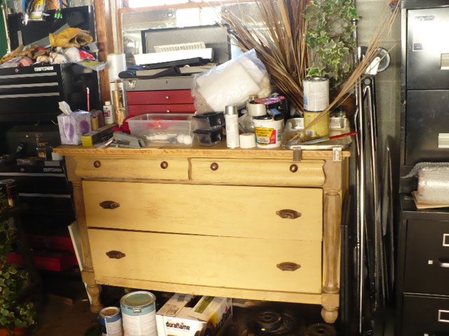 [dresser.JPG]