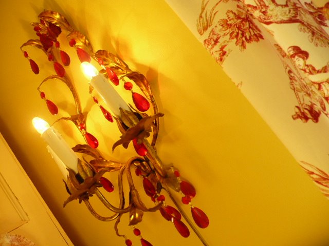 [sconce.JPG]