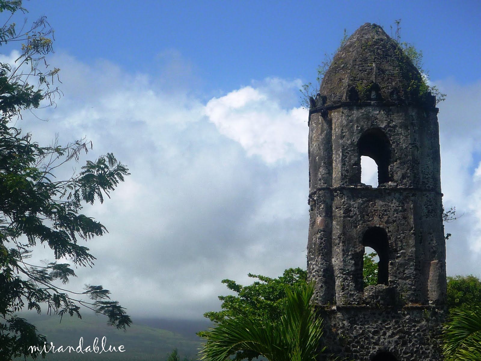 Miranda: Sky-watching at Cagsawa Ruins