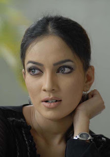 Nirosha+-+8.jpg