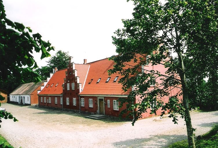 Church and Manor in Denmark: Vindum Overgård, Mid Jutland, Viborg amt