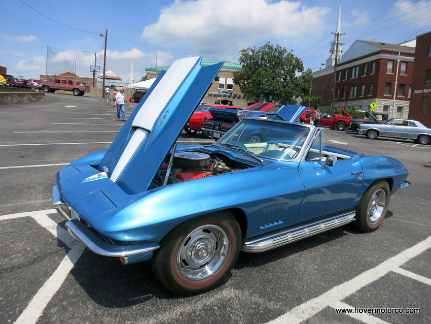 HOVER MOTOR COMPANY 2017 Gallatin Square Fest Car Show