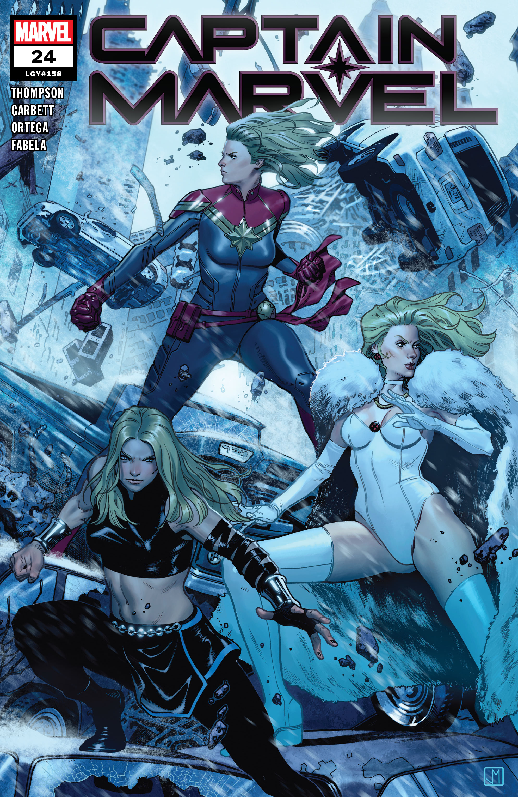 Read online Captain Marvel (2019) comic -  Issue #24 - 1