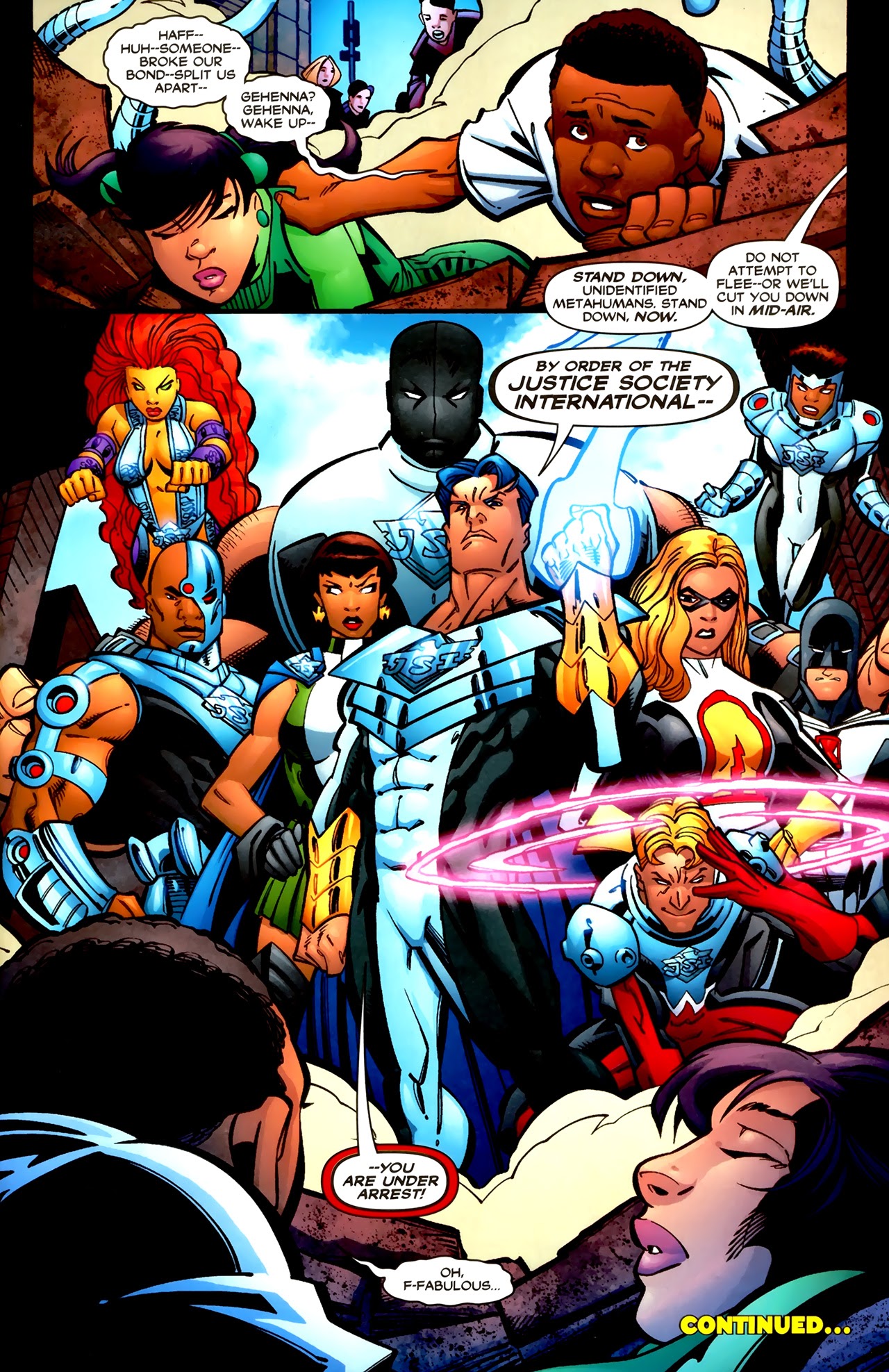 Read online Trinity (2008) comic -  Issue #21 - 23