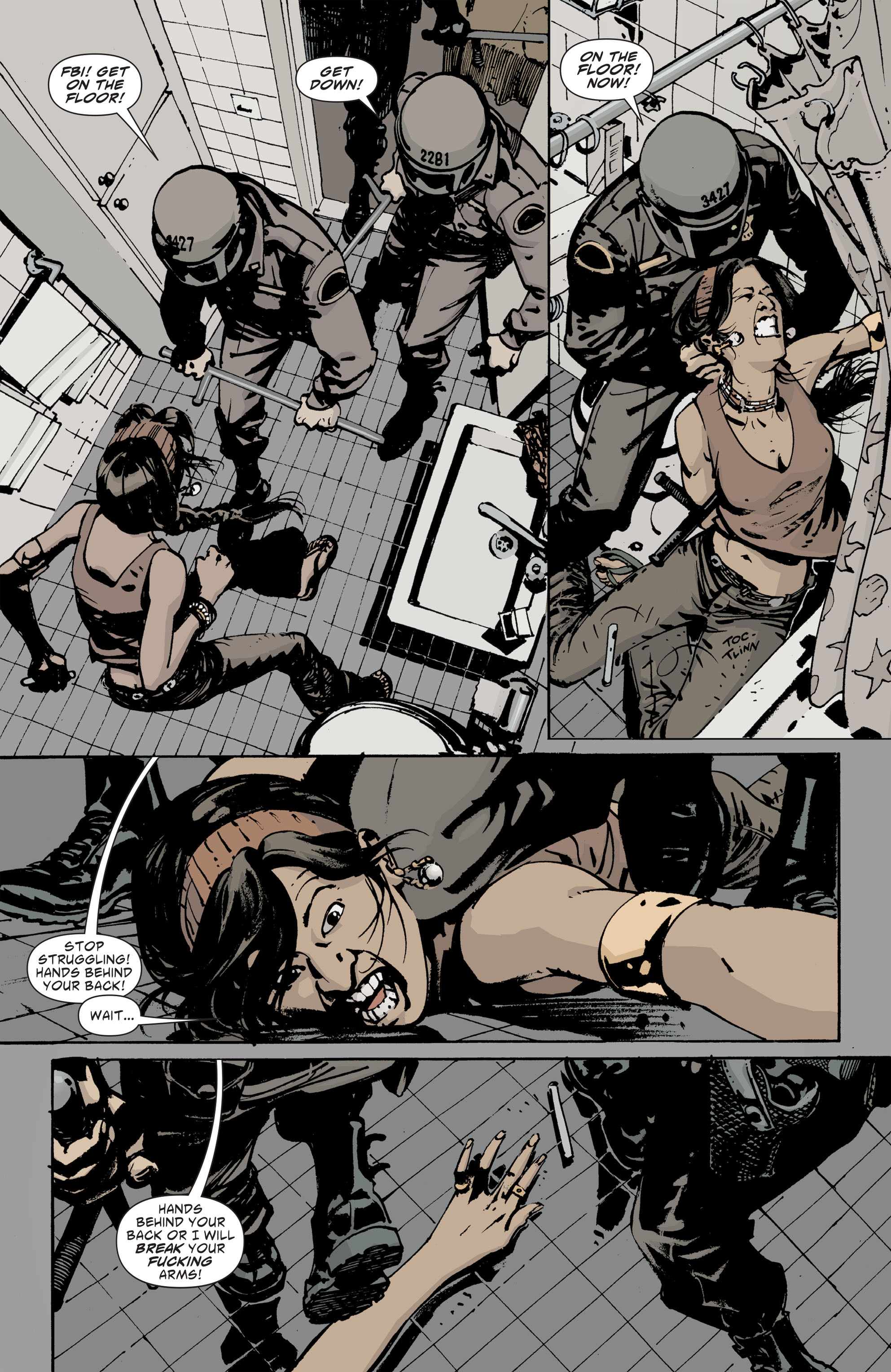 Read online Scalped: The Deluxe Edition comic -  Issue #1 - 241