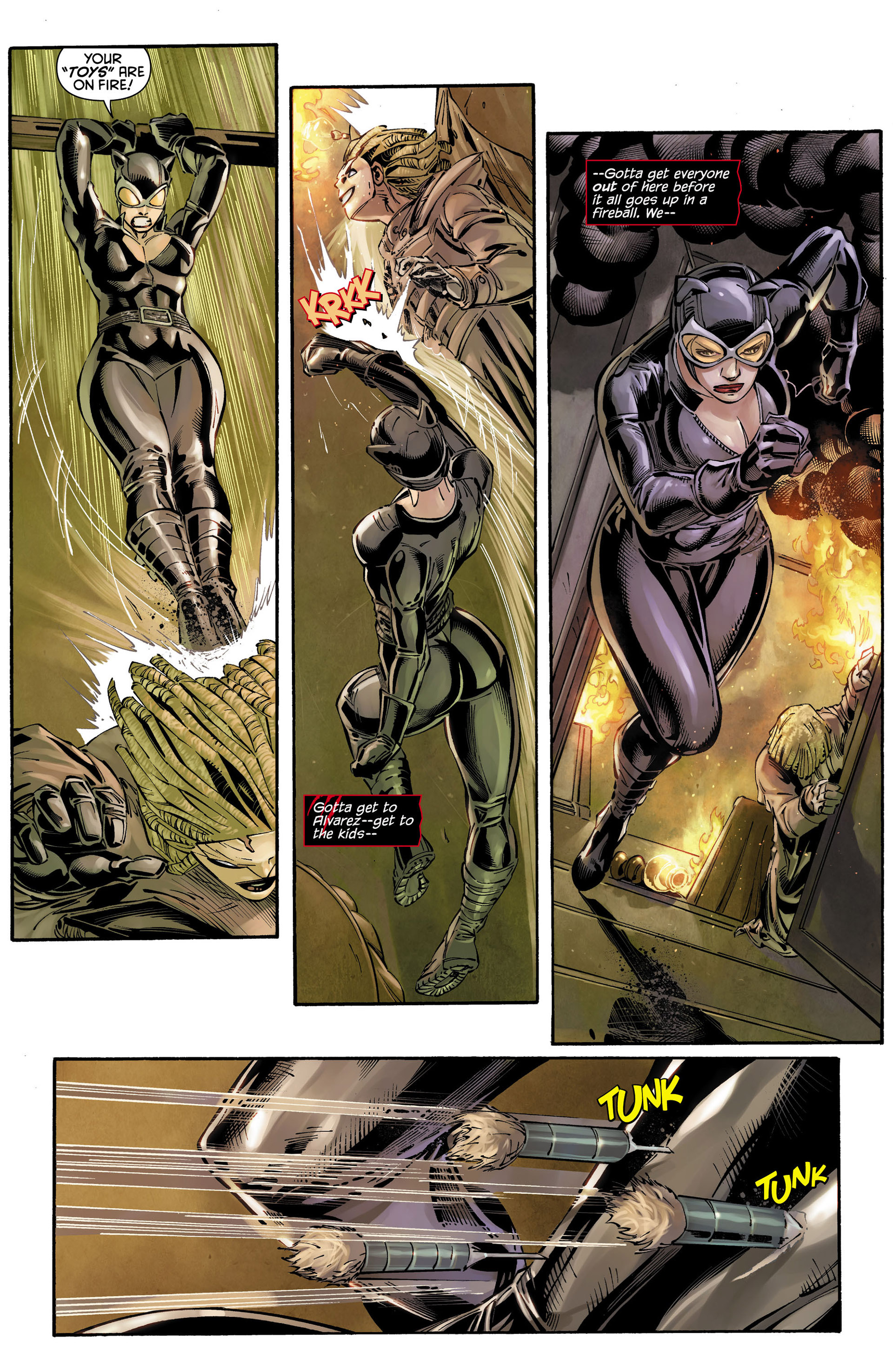 Read online Catwoman (2011) comic -  Issue #12 - 13