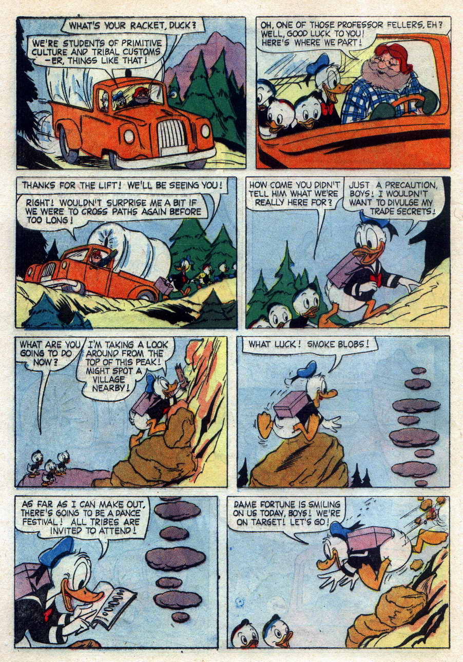 Read online Dell Giant comic -  Issue #33 - 60