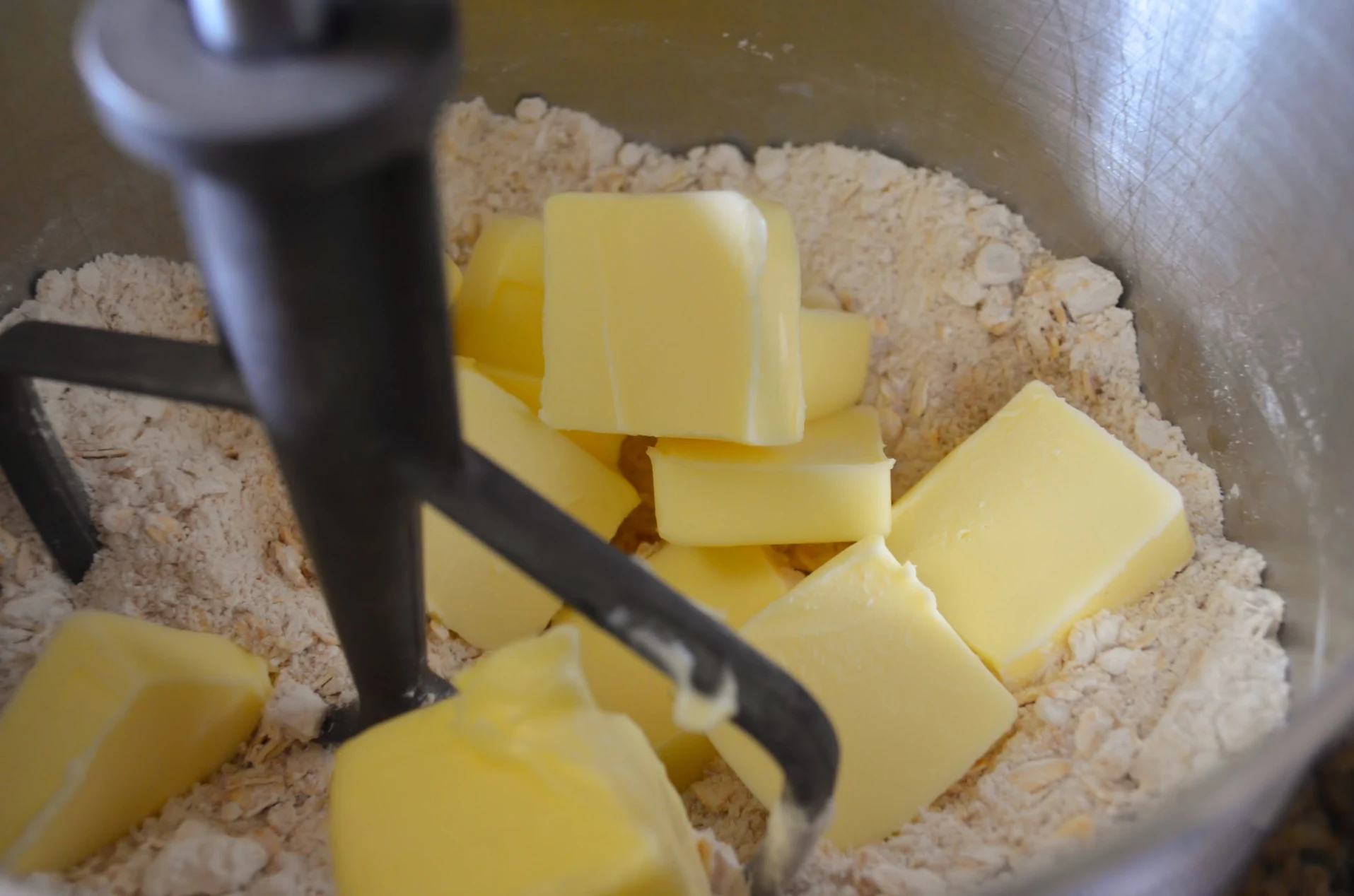 Oatmeal-Chocolate-Caramel-Carmelitas-Butter.jpg