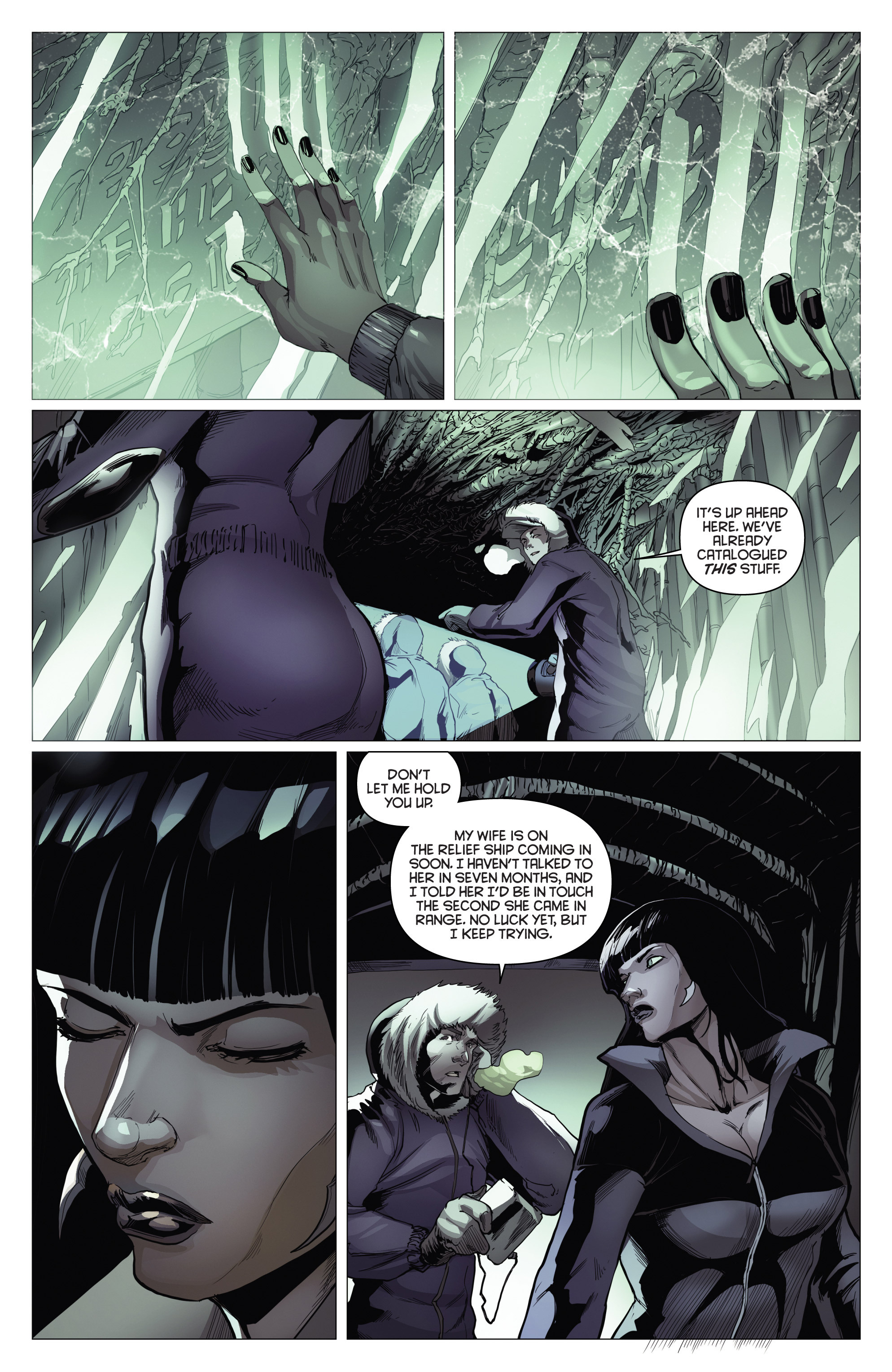 Read online Aliens/Vampirella comic -  Issue #1 - 13