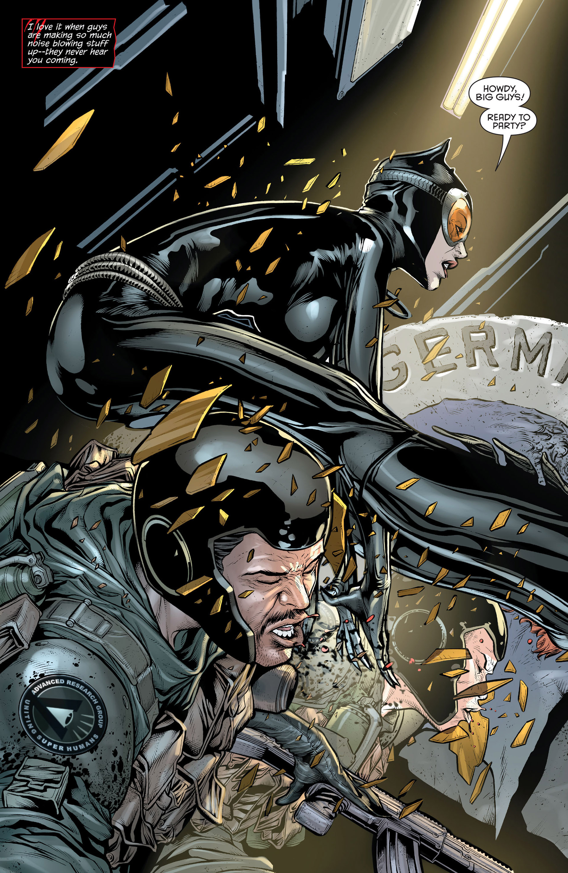 Read online Catwoman (2011) comic -  Issue #15 - 16