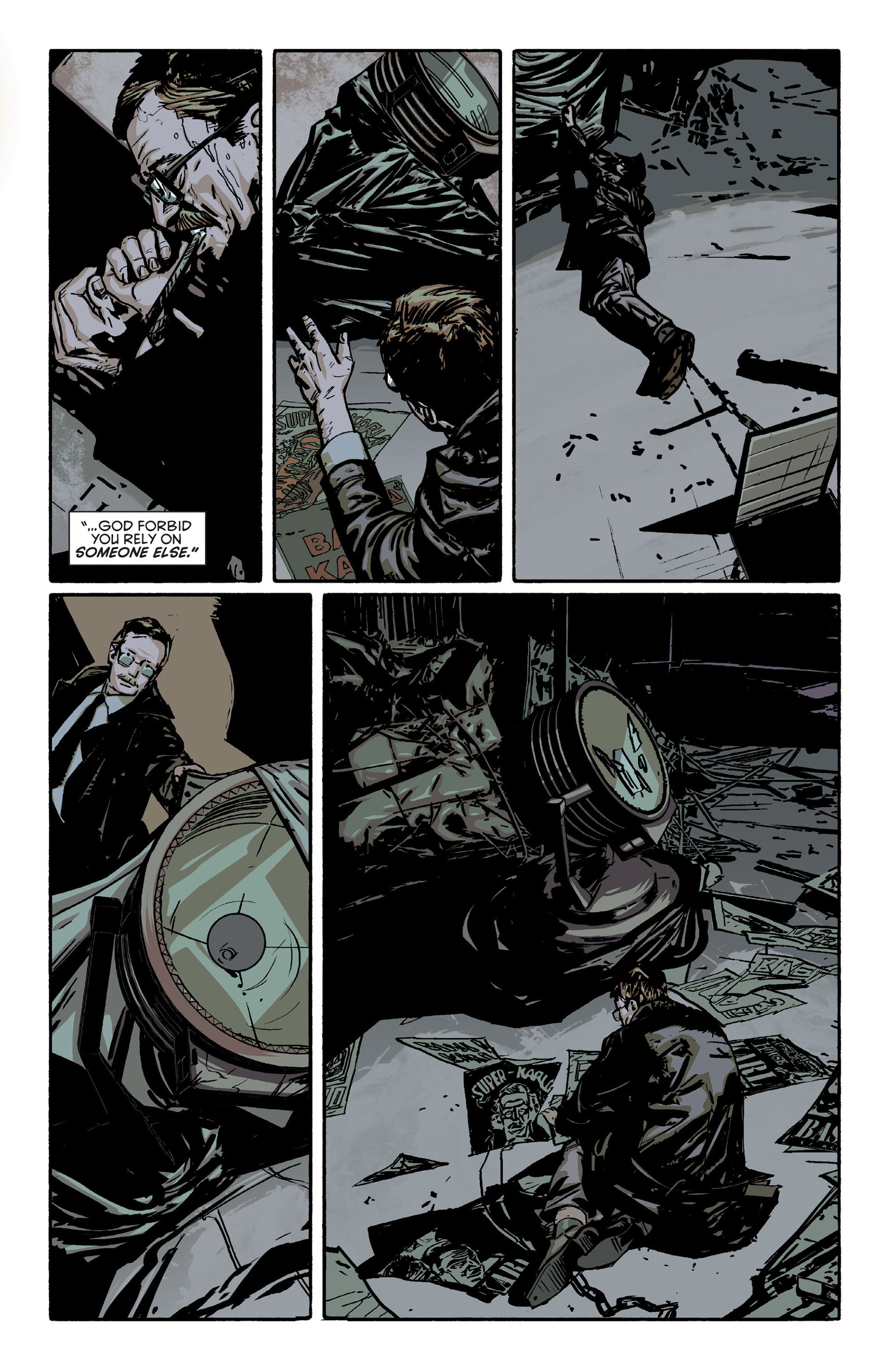 Read online Batman: The Dark Knight [II] (2011) comic -  Issue #22 - 14