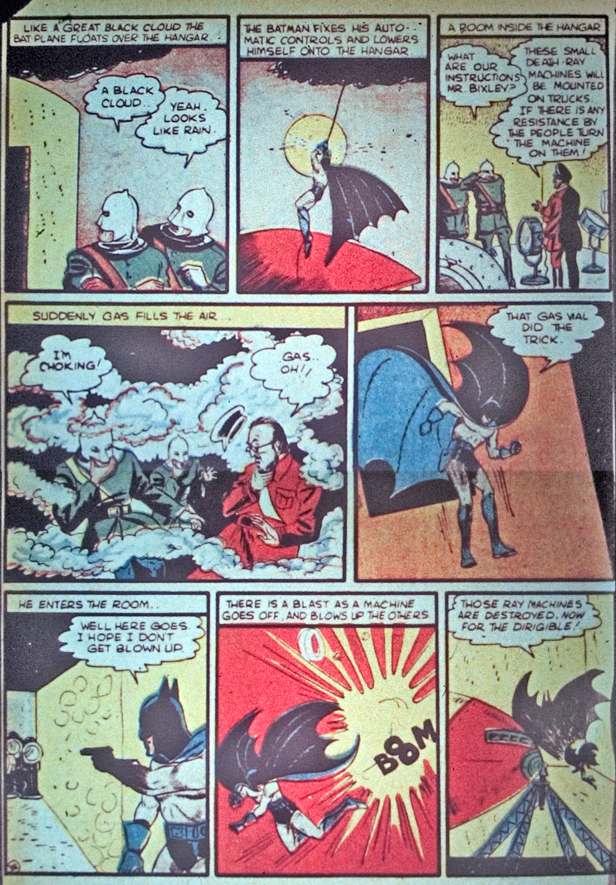 Detective Comics (1937) 33 Page 9