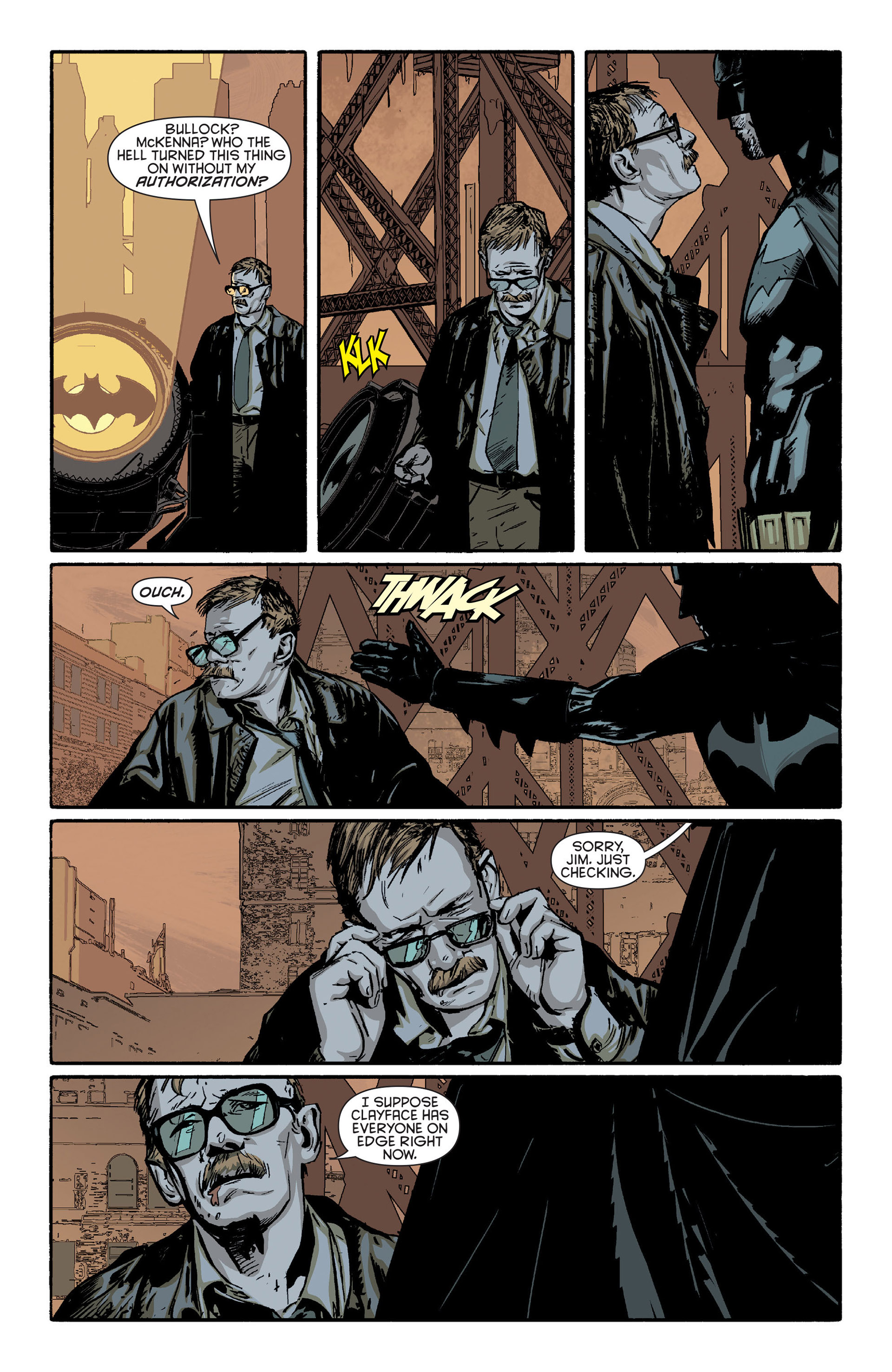 Read online Batman: The Dark Knight [II] (2011) comic -  Issue #23 - 12