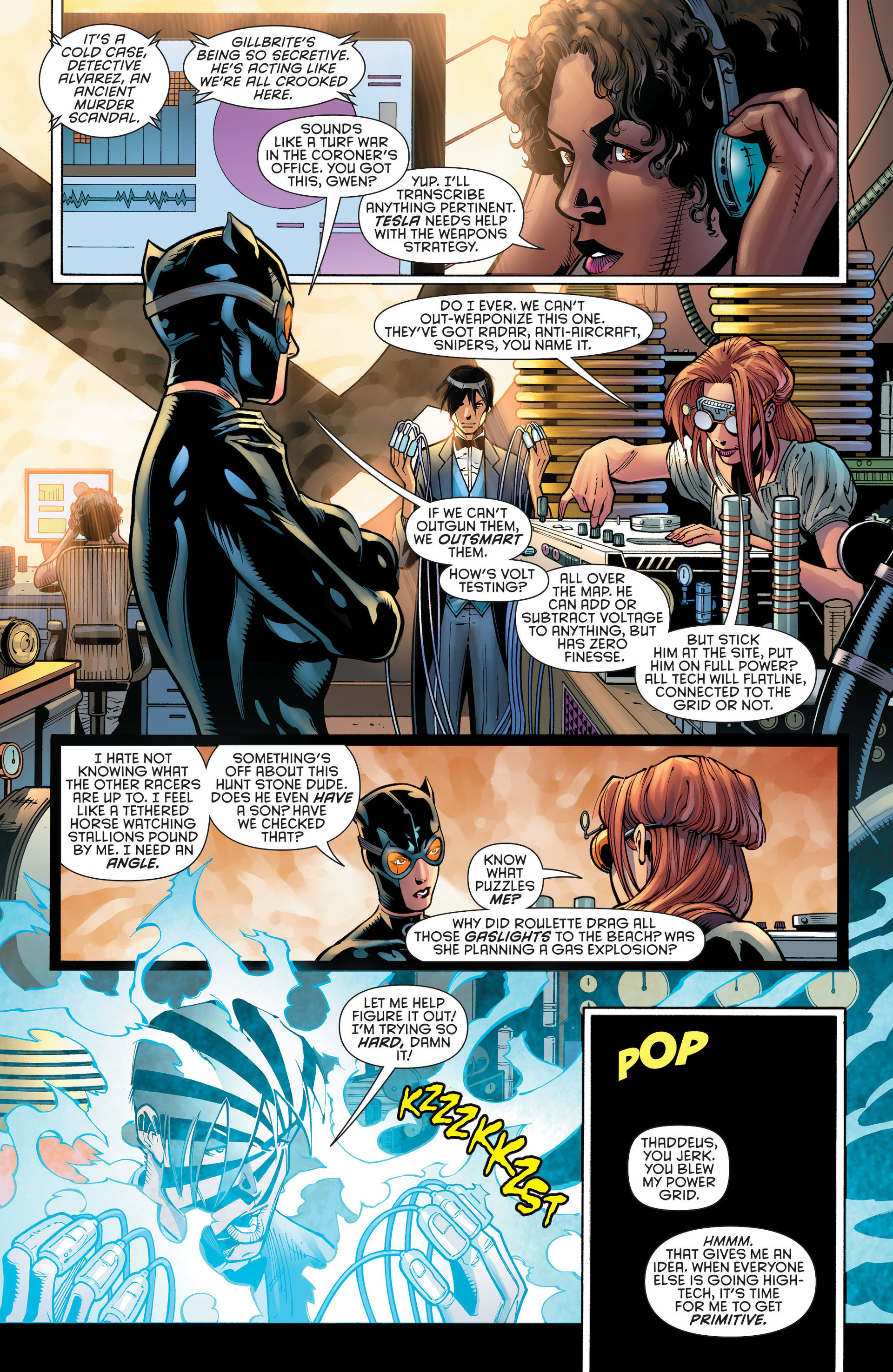 Read online Catwoman (2011) comic -  Issue #31 - 11