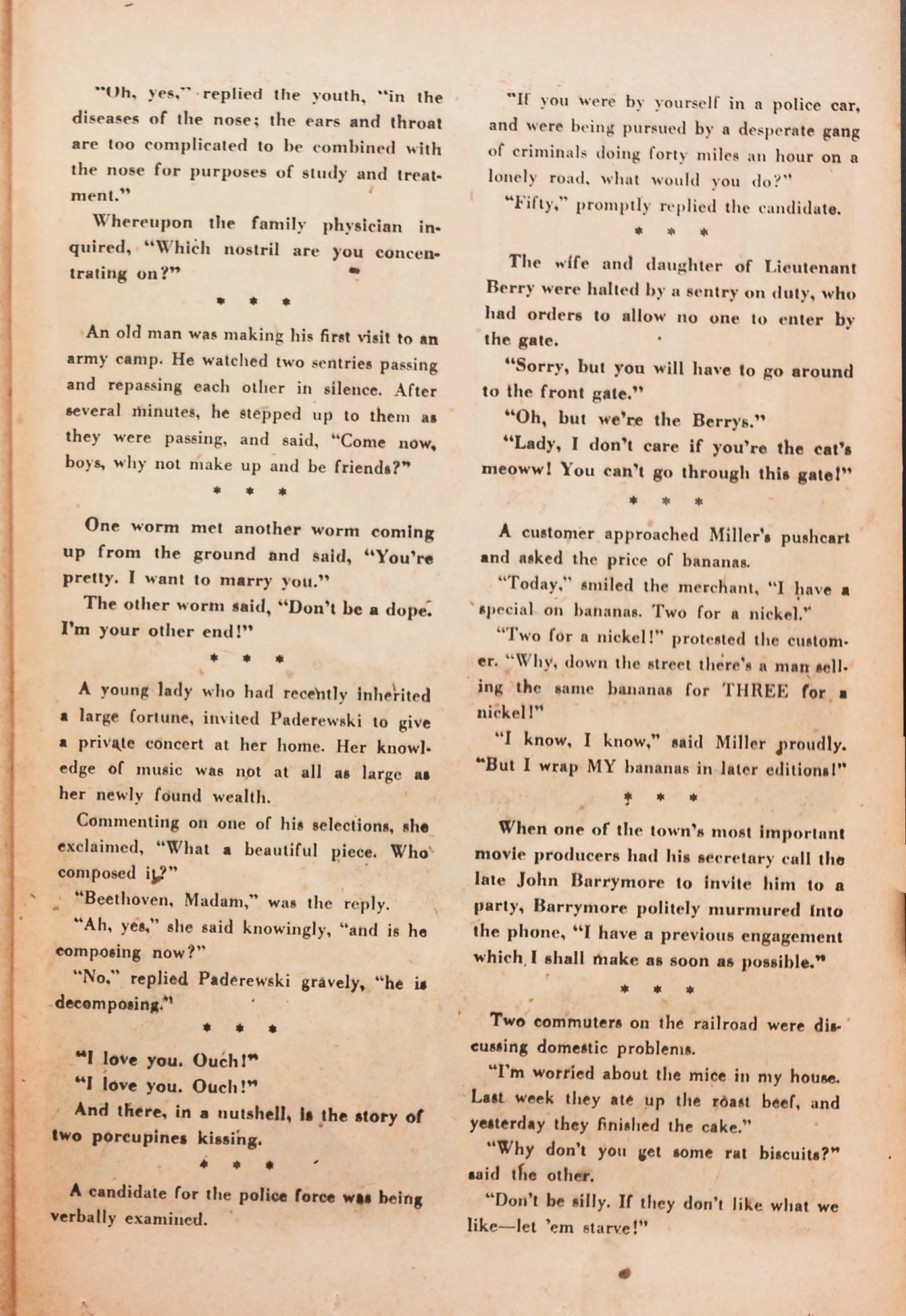 Read online Super-Mystery Comics comic -  Issue #39 - 37